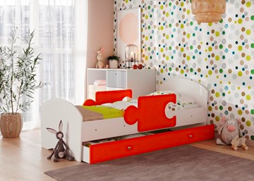 Кровать детская с бортиками и ящиком Мозайка, корпус Белый/фасад Оранжевый (ламели) в Элисте
