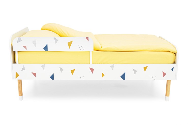 Детская кровать Stumpa Классика "Треугольники желтый, синий, розовый" в Элисте - изображение 5