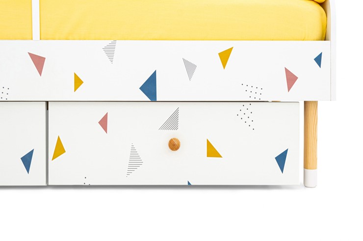 Детская кровать Stumpa Классика "Треугольники желтый, синий, розовый" в Элисте - изображение 6