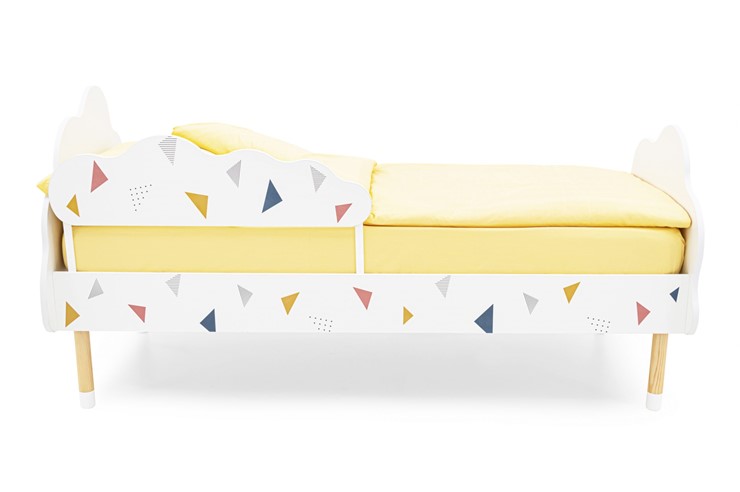 Кроватка Stumpa Облако "Треугольники желтый, синий, розовый" в Элисте - изображение 1