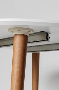 Кухонный стол круглый Белая Эмаль д. 100 см МДФ ножки светлый орех в Элисте - предосмотр 18