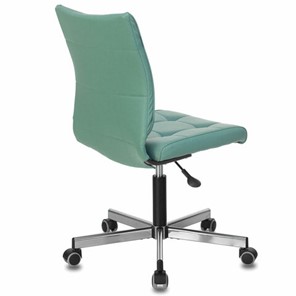 Офисное кресло Brabix Stream MG-314 (без подлокотников, пятилучие серебристое, экокожа, серо-голубое) в Элисте - предосмотр 2