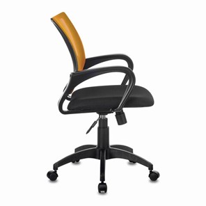 Офисное кресло Brabix Fly MG-396 (с подлокотниками, сетка, оранжевое/черное) в Элисте - предосмотр 1