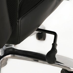 Кресло Brabix Premium Bomer HD-007 (рециклированная кожа, хром, черное) 531939 в Элисте - предосмотр 5