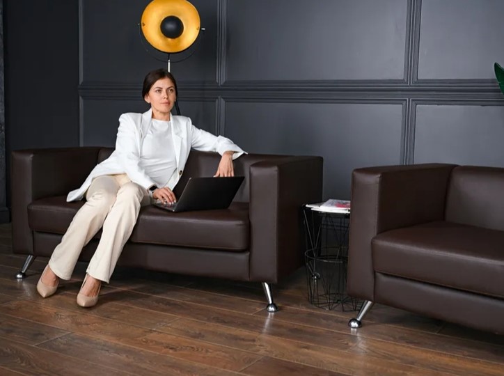 Комплект мебели Альбиони коричневый кожзам  диван 2Д + кресло в Элисте - изображение 4