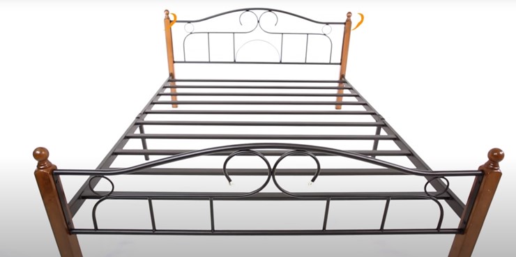 Кровать 1-спальная AT-126 дерево гевея/металл, 90*200 см (Single bed), красный дуб/черный в Элисте - изображение 2