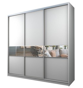 Шкаф 3-х дверный MAX МШ-27-6-27-333, Профиль Серебро/Цвет Белый/с зеркальной вставкой с рисунком в Элисте